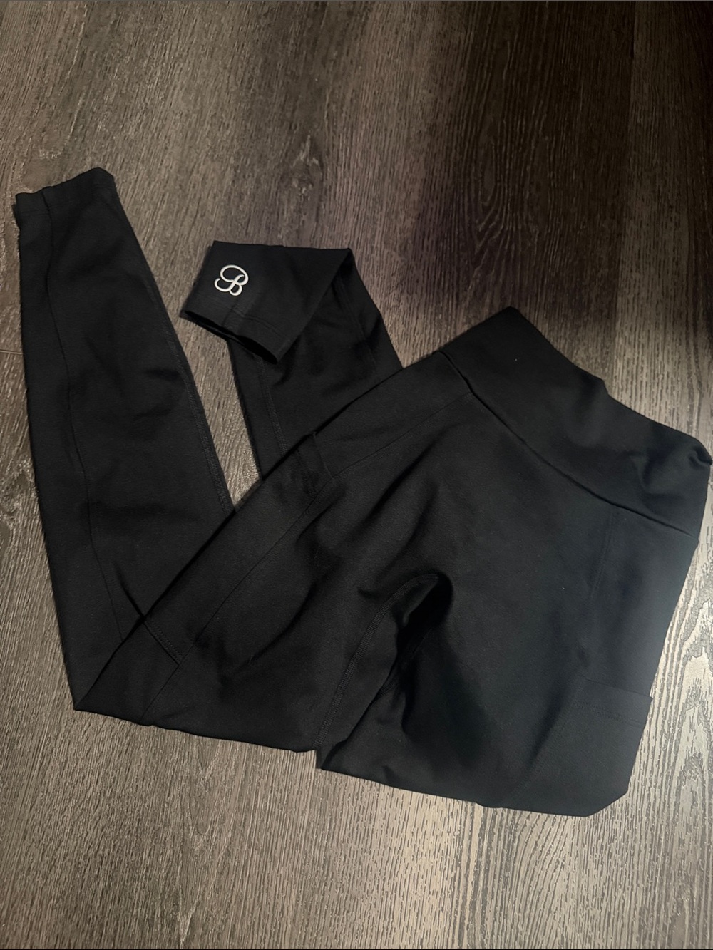 Bombshell sportswear V back Leggings with Pocket -